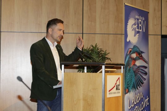 Alf Pille hält einen Vortrag auf der Delegiertenversammlung 2016 | © Ralph Sturm