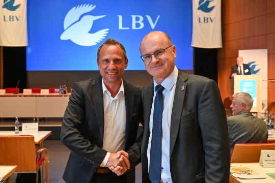 Bayerischer Umweltminister Thorsten Glauber und LBV-Vorsitzender Dr. Norbert Schäffer | © Tobias Tschapka