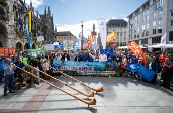 Rettet die Berge_Protest-Aktion | © LBV