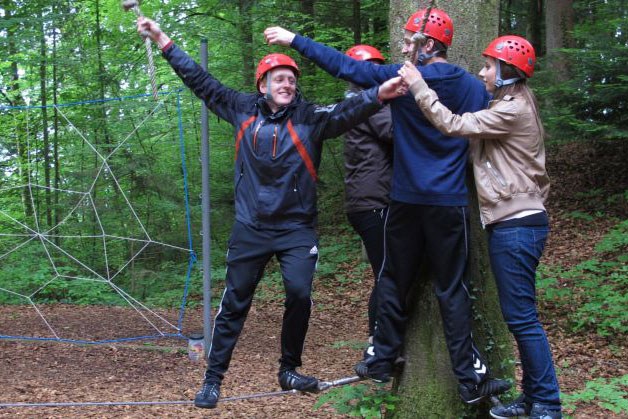 Menschen bei einer Fortbildung über Nachhaltigkeit | © LBV