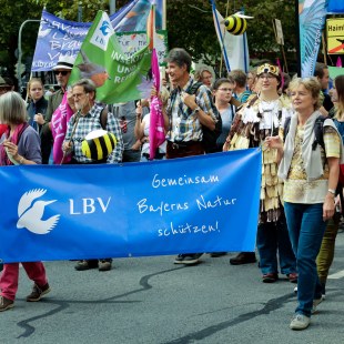 LBV-Demozug bei Mia ham's satt | © LBV