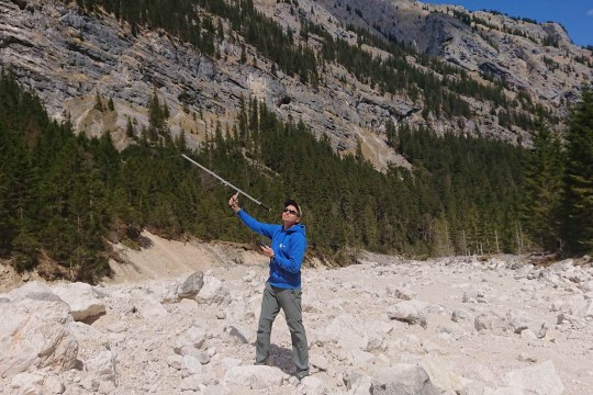 Toni Wegscheider mit Richtantenne | © LBV