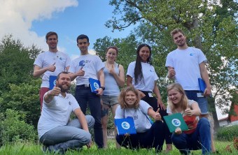 LBV Werbeteam in Dachau mit acht jungen LBV Mitarbeitern | © LBV