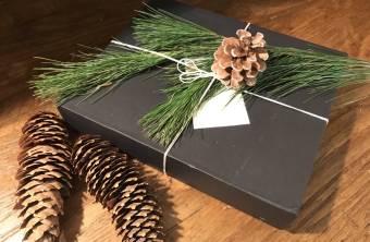 Nachhaltige Geschenkverpackung | © Katharina Hubmann