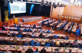 Delegierte des LBV versammeln sich in Coburg zur Jahresversammlung. | © Tobias Tschapka