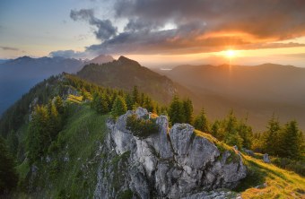 Sonnenuntergang im Ammergebirge | © Dr. Olaf Broders