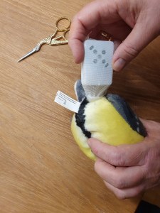 Plüschvogel Stimmkörper | © Lena Heuß