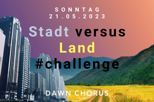 Hochhäuser und ein Feldweg vor einem lila Verlauf. | © LBV