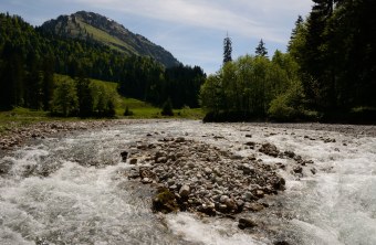 Die Ostrach mit der einmaligen Klamm Eisenbreche | © Henning Werth