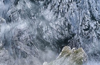 Wally fliegt im Bereich des Wagendrischlhorns | © Karl-Heinz Spitzauer