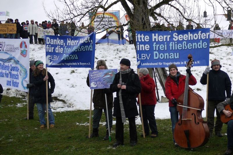 Demonstration für eine frei fließende Donau | © lbv