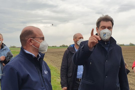 Dr. Norbert Schäffer mit Ministerpräsident Markus Söder | © Roman Spies