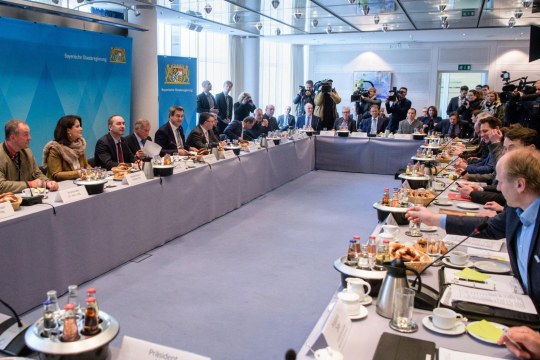 Runder Tisch zum Volksbegehren Artenvielfalt | © DPA