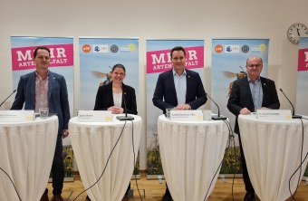 Volksbegehren Artenvielfalt Claus Obermeier, Agnes Becker, Ludwig Hartmann, Dr. Norbert Schäffer (v.l.n.r.) | © Lena Motzer