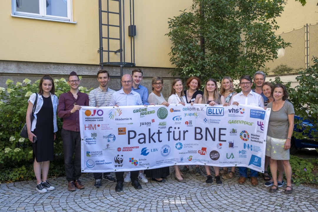 Gruppenfoto Pakt für BNE