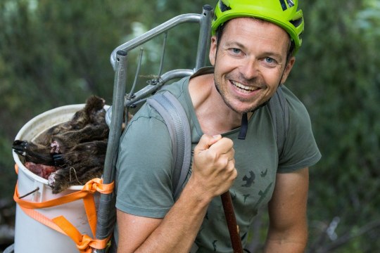 Toni auf dem Weg zur Geierfütterung | © Richard Straub