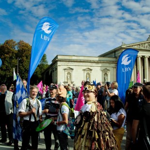 Demo Mia ham's satt auf dem Königsplatz beginnt | © LBV