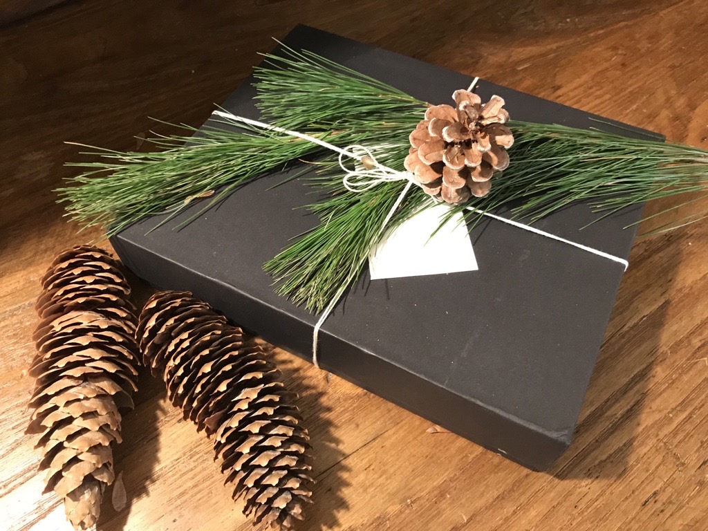 Nachhaltige Geschenkverpackung | © Katharina Hubmann